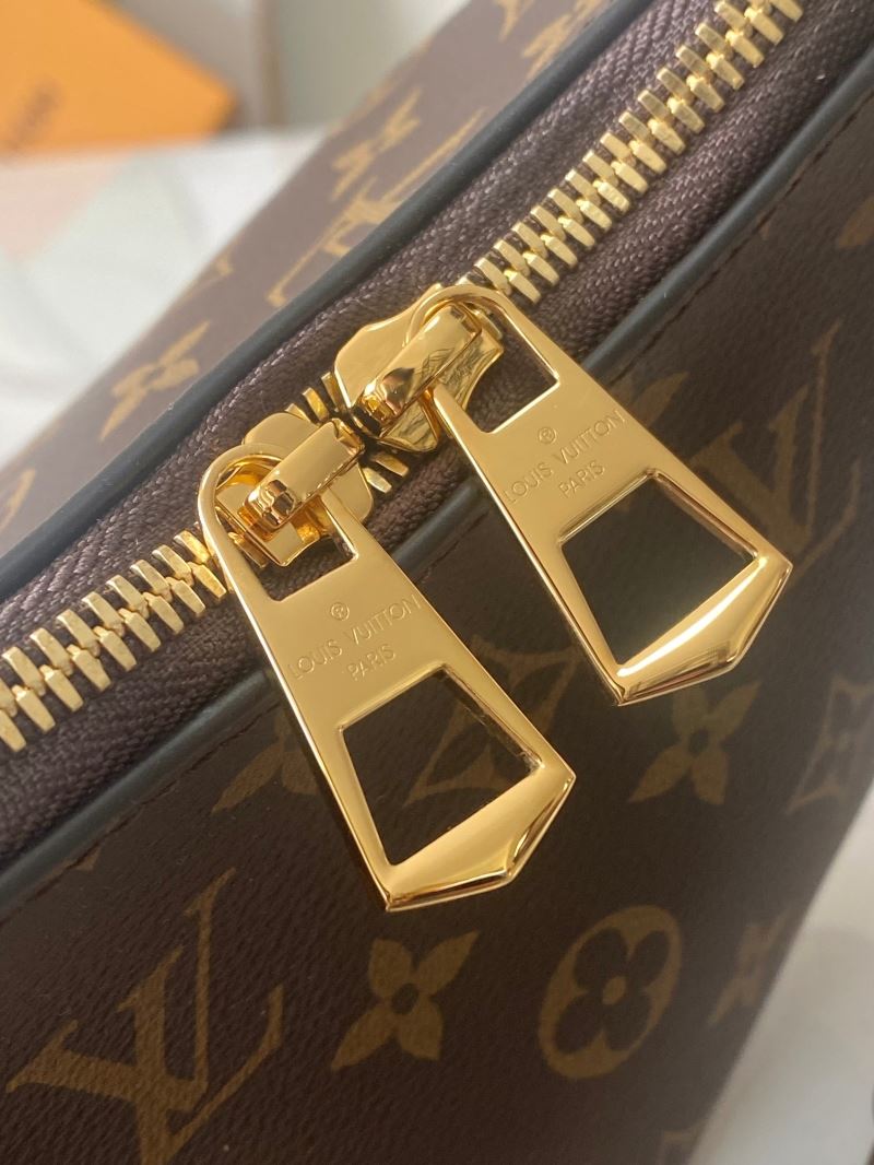 Louis Vuitton Hobo Bags